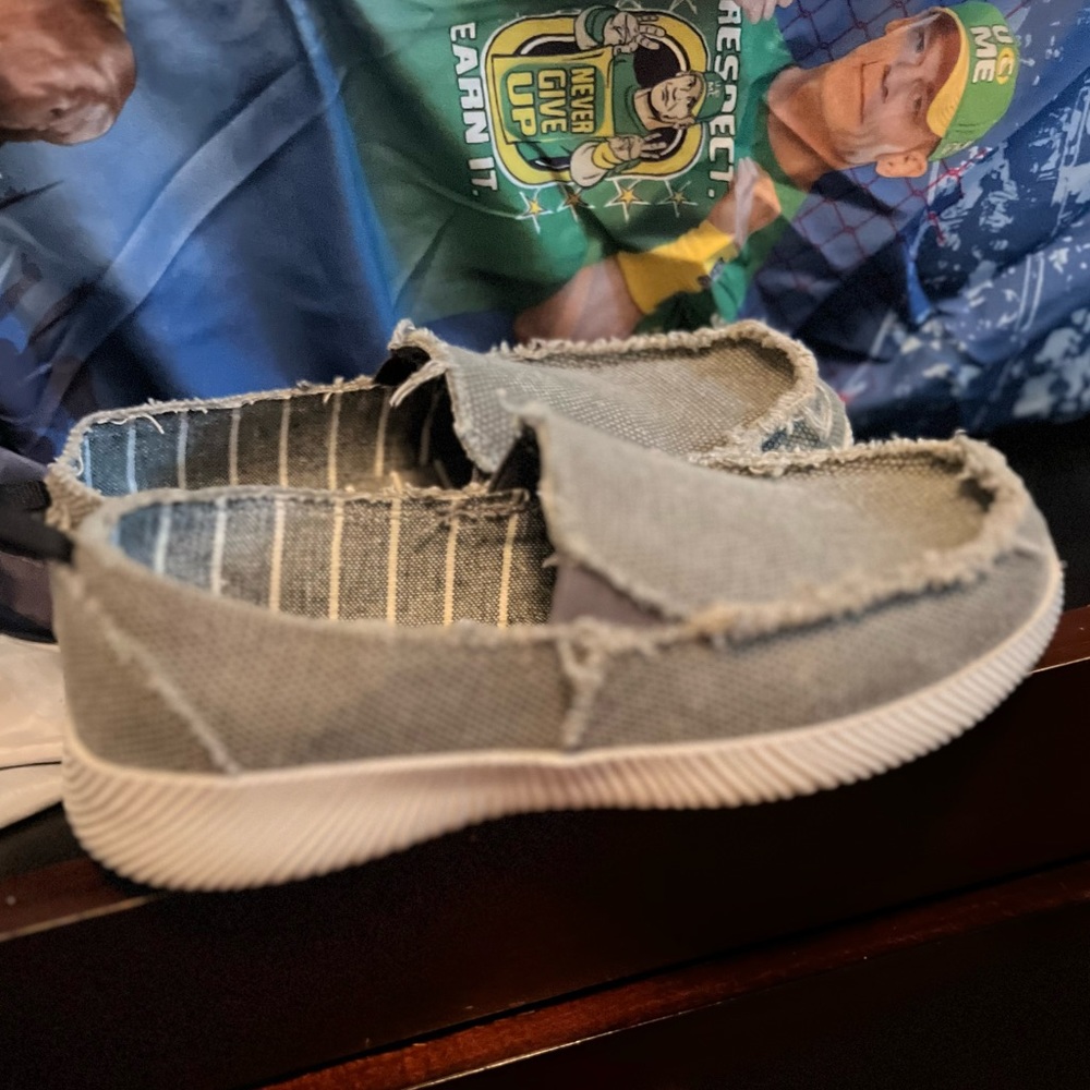 Dress shoes